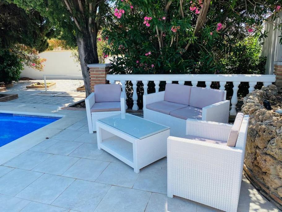 Sunny Villa Mijas With Large Pool Free Parking มาลากา ภายนอก รูปภาพ